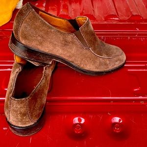 Brown suede HG Trask loafer